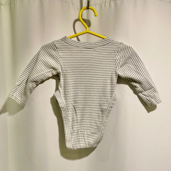 M&S Pure Cotton Hip Dysplasia Onesie - Picture 2 of 2